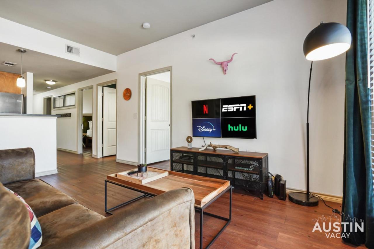 Ferienwohnung Stylish 4Br With Smart Tv And Free Garage Parking Austin Exterior foto