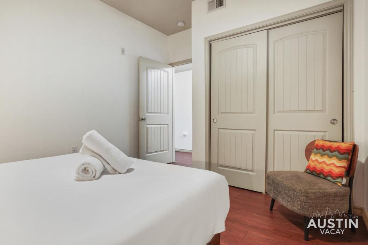 Ferienwohnung Stylish 4Br With Smart Tv And Free Garage Parking Austin Exterior foto